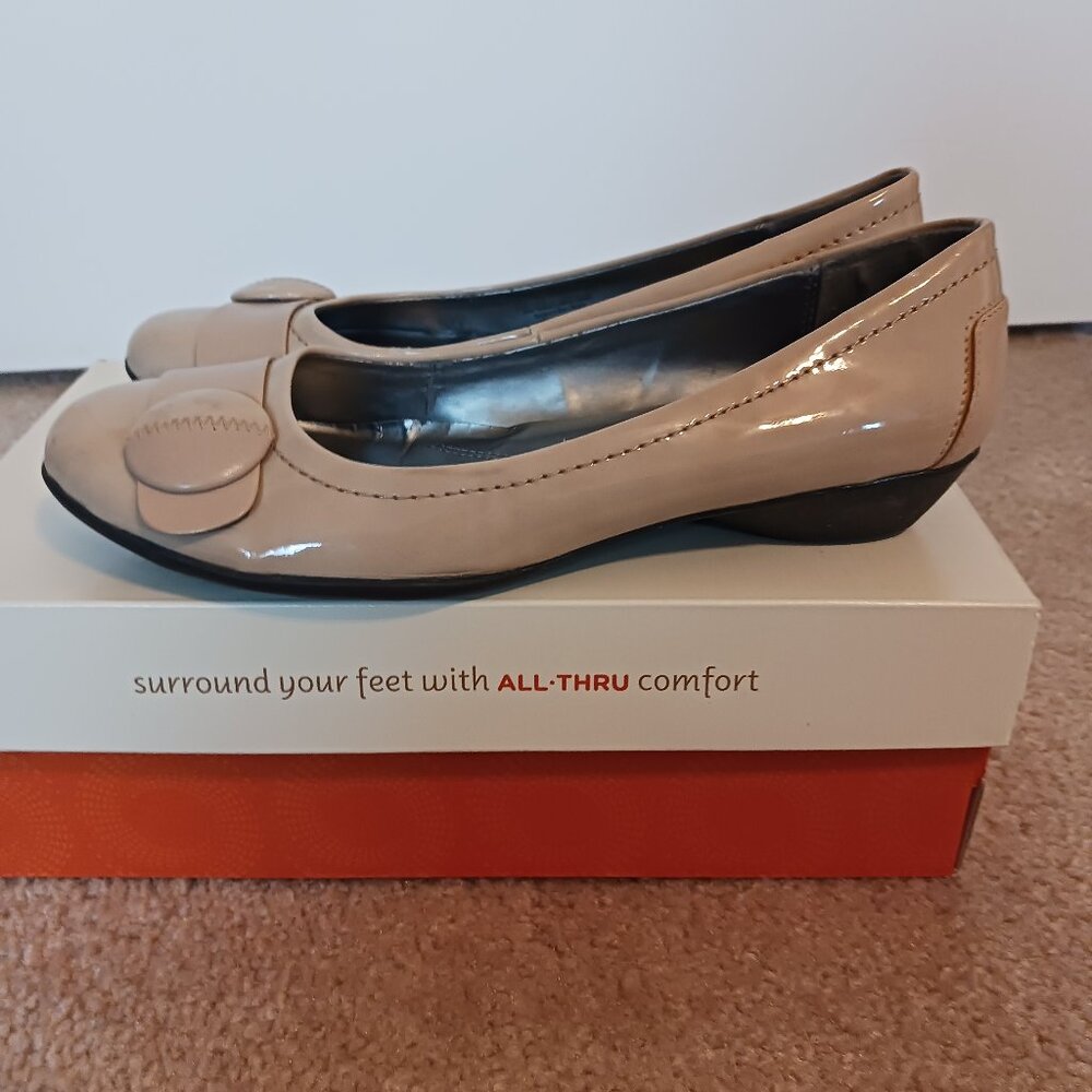 Naturalizer shoes